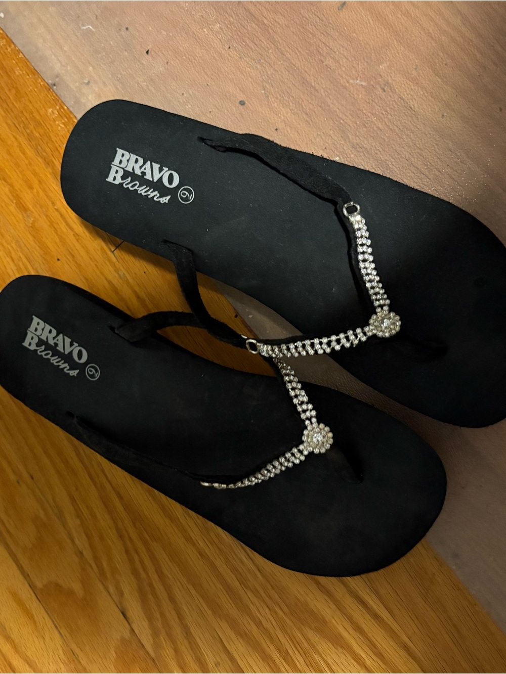 Browns Bravo Women’s Black Rhinestone wedge Flip Flops